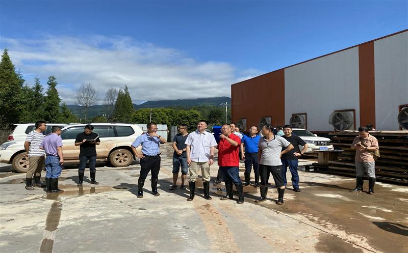 自然资源部地勘司副司长熊自力 调研芦山县“8.10”特大暴雨地质灾害防治工作
