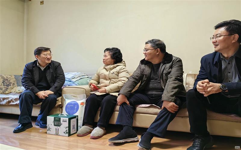 春节前夕慰问送温暖，浓浓关爱暖人心 ——集团领导一行开展新春送温暖活动